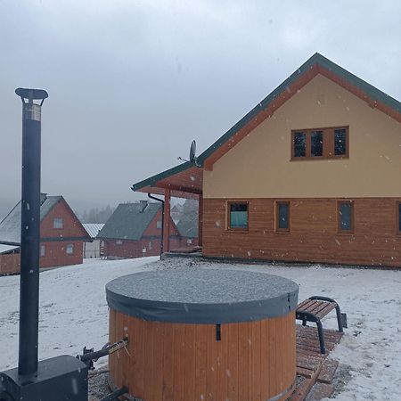 Caloroczne Domki Zacisze Hnatowego Berda W Wetlinie เวทลีนา ภายนอก รูปภาพ